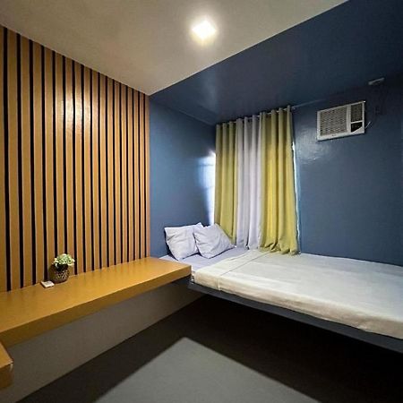 Mar Azul Travellers Inn And Spa San Remigio  Екстер'єр фото